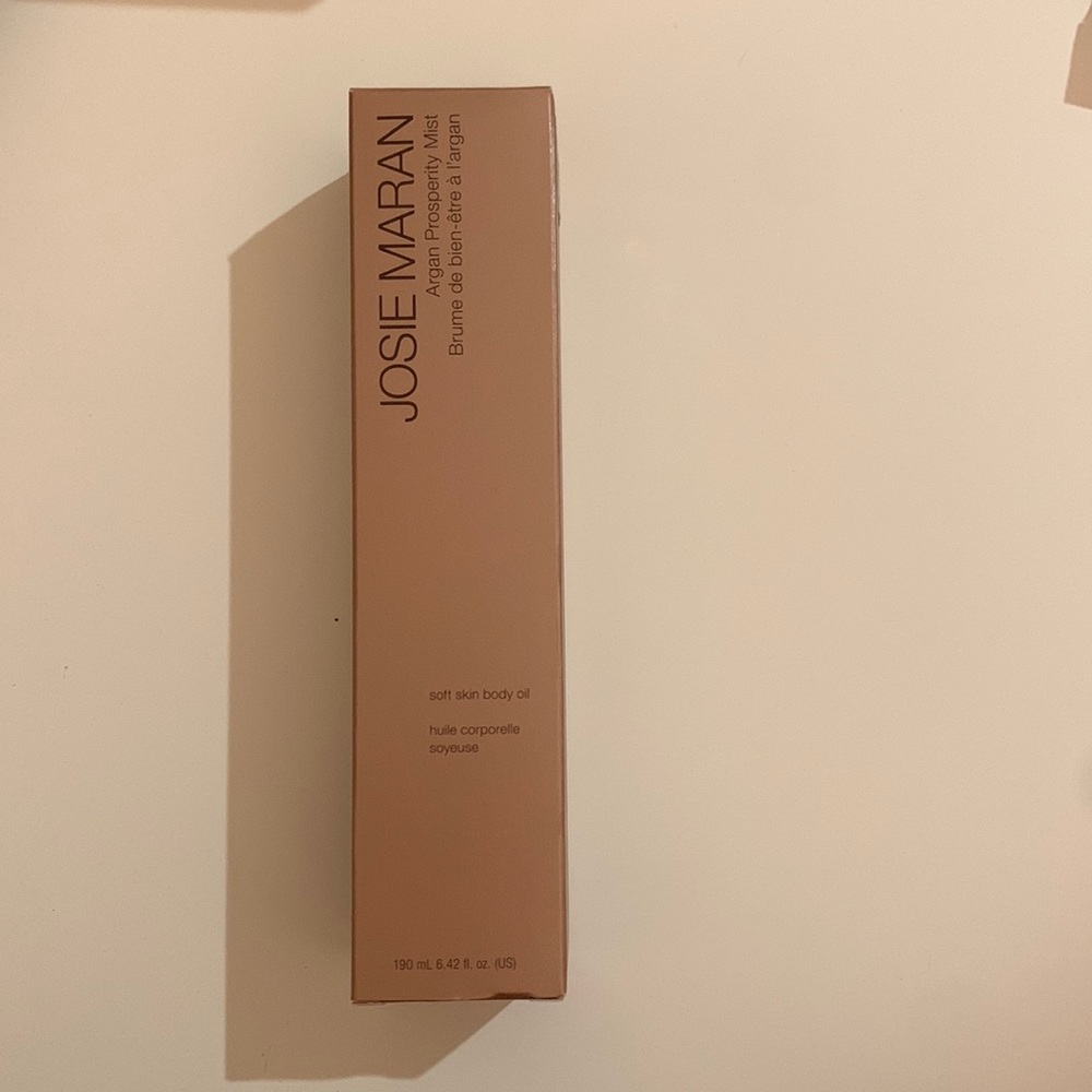 Josie Maran argan prosperity mist